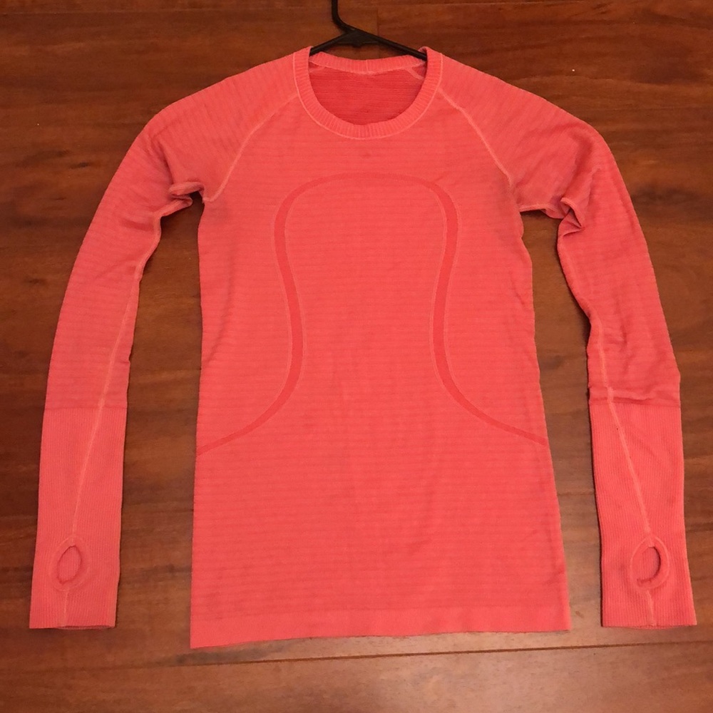 Lululemon Size M Swiftly Fly Tech Long Sleeve
